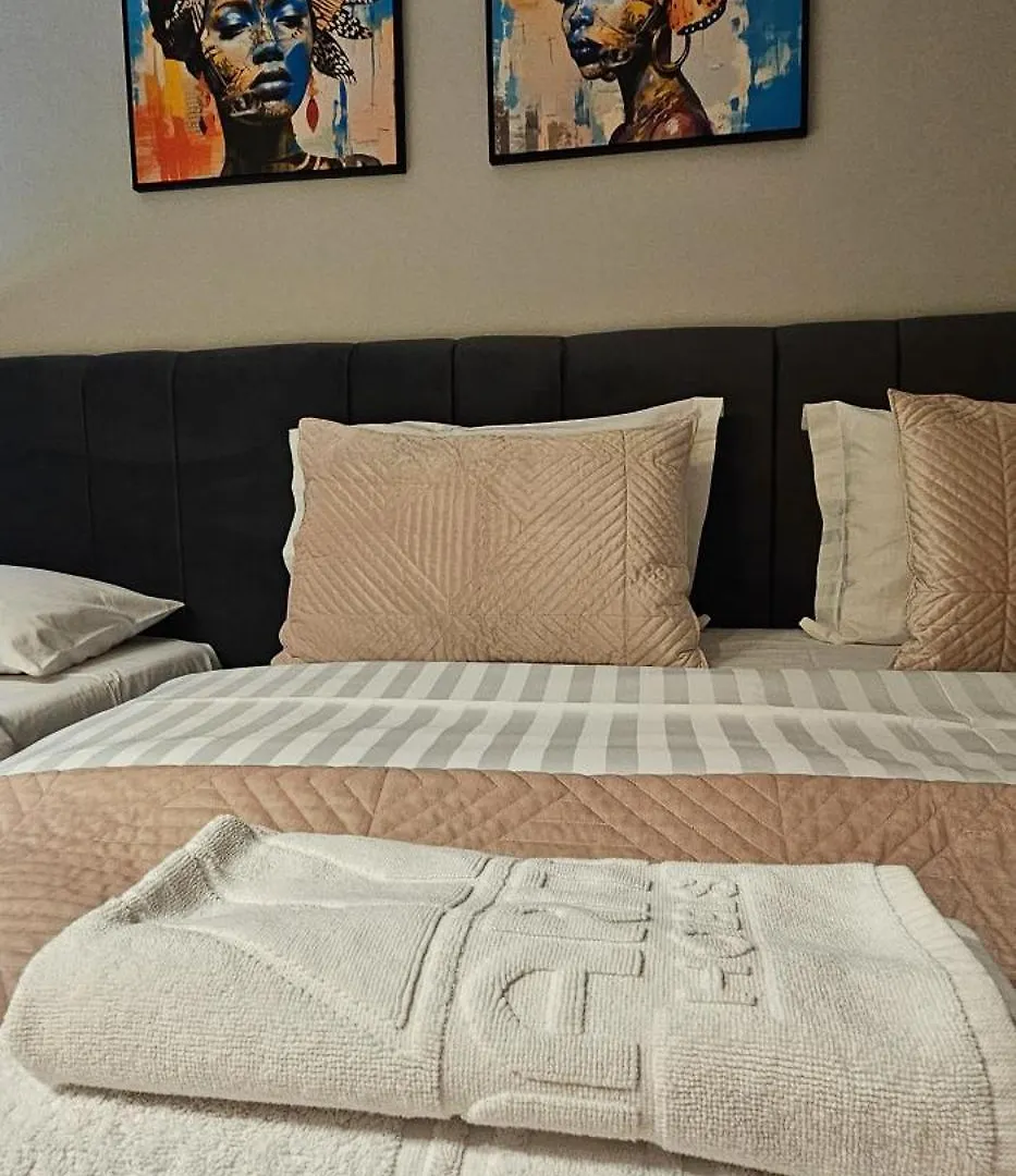 Center Apartment Easy_Luxury Tirana